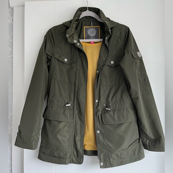 Vince Camuto rain jacket 👌👌❤️ - Picture 3 of 14